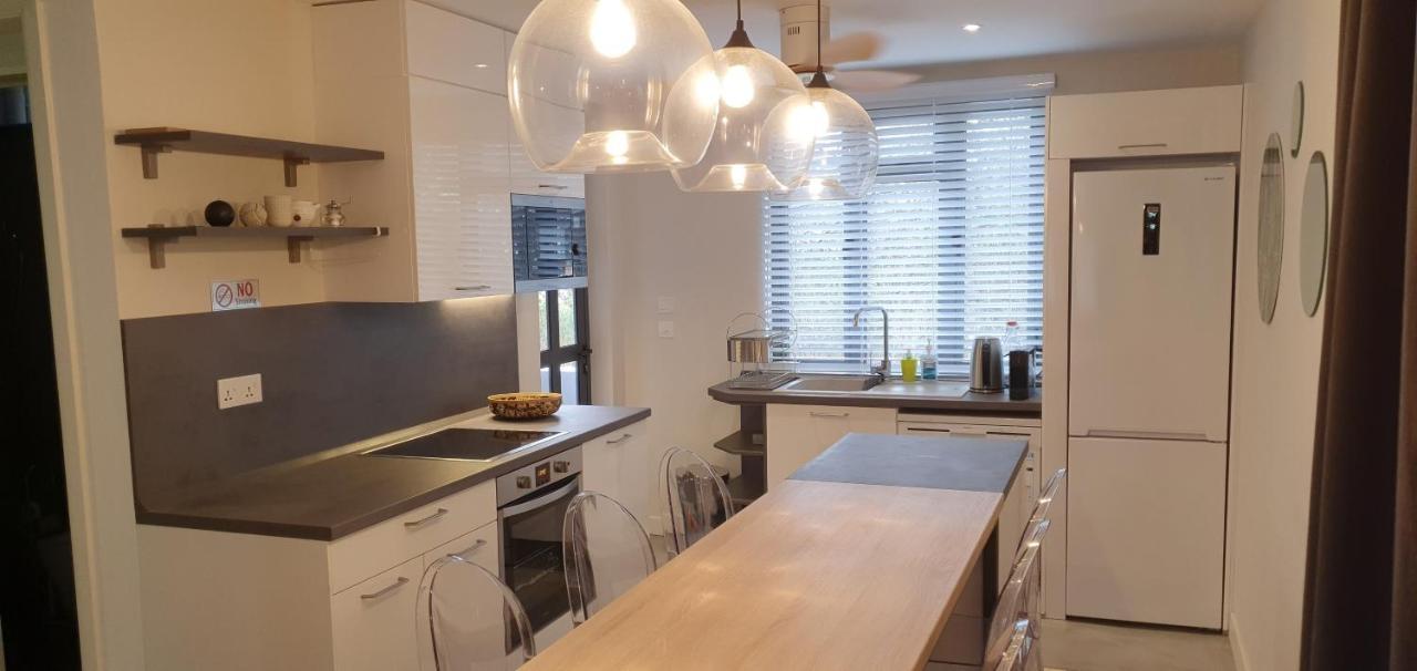 Les Cerisiers - Exclusive Beach Residence - 3 Bedroom Modern Apartment, Flic-en-Flacq Buitenkant foto